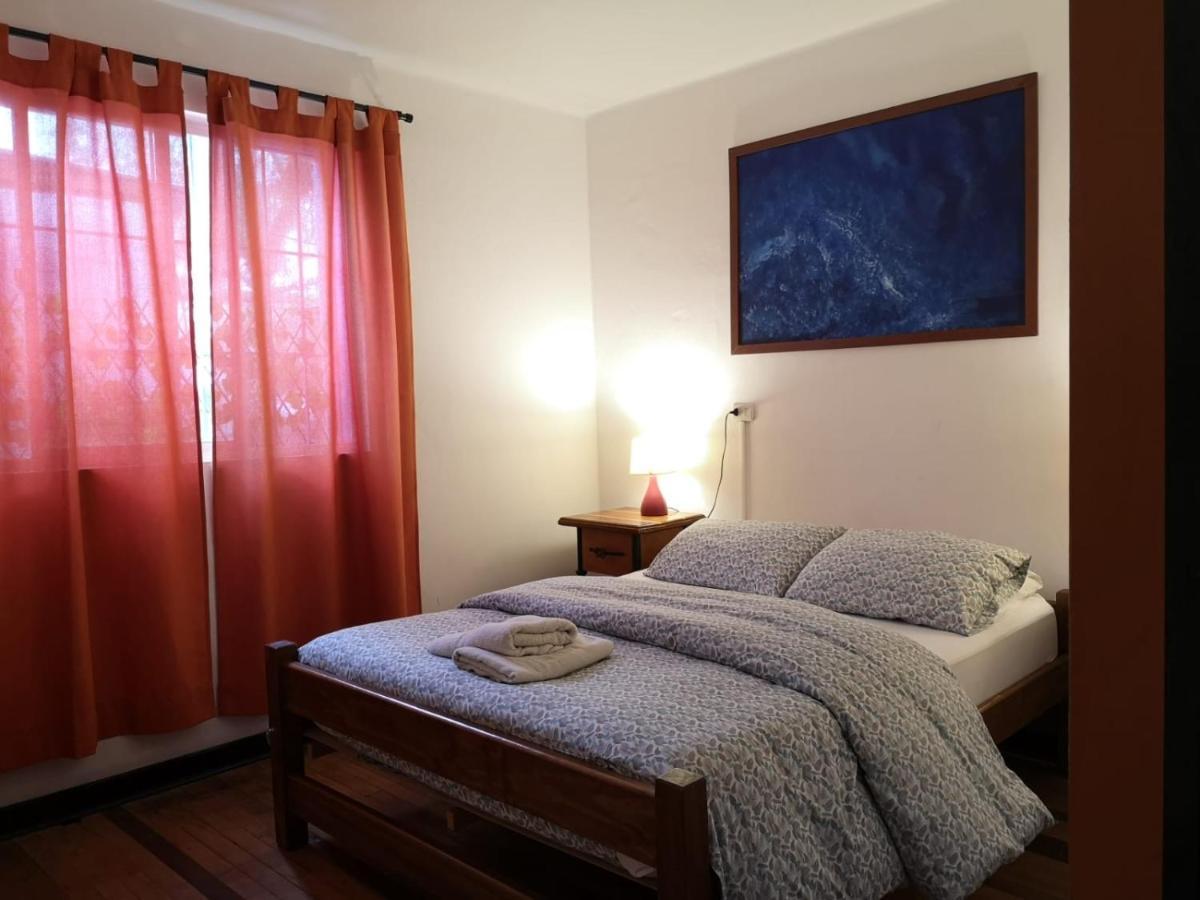 Hostal Vitalia Santiago Exterior photo
